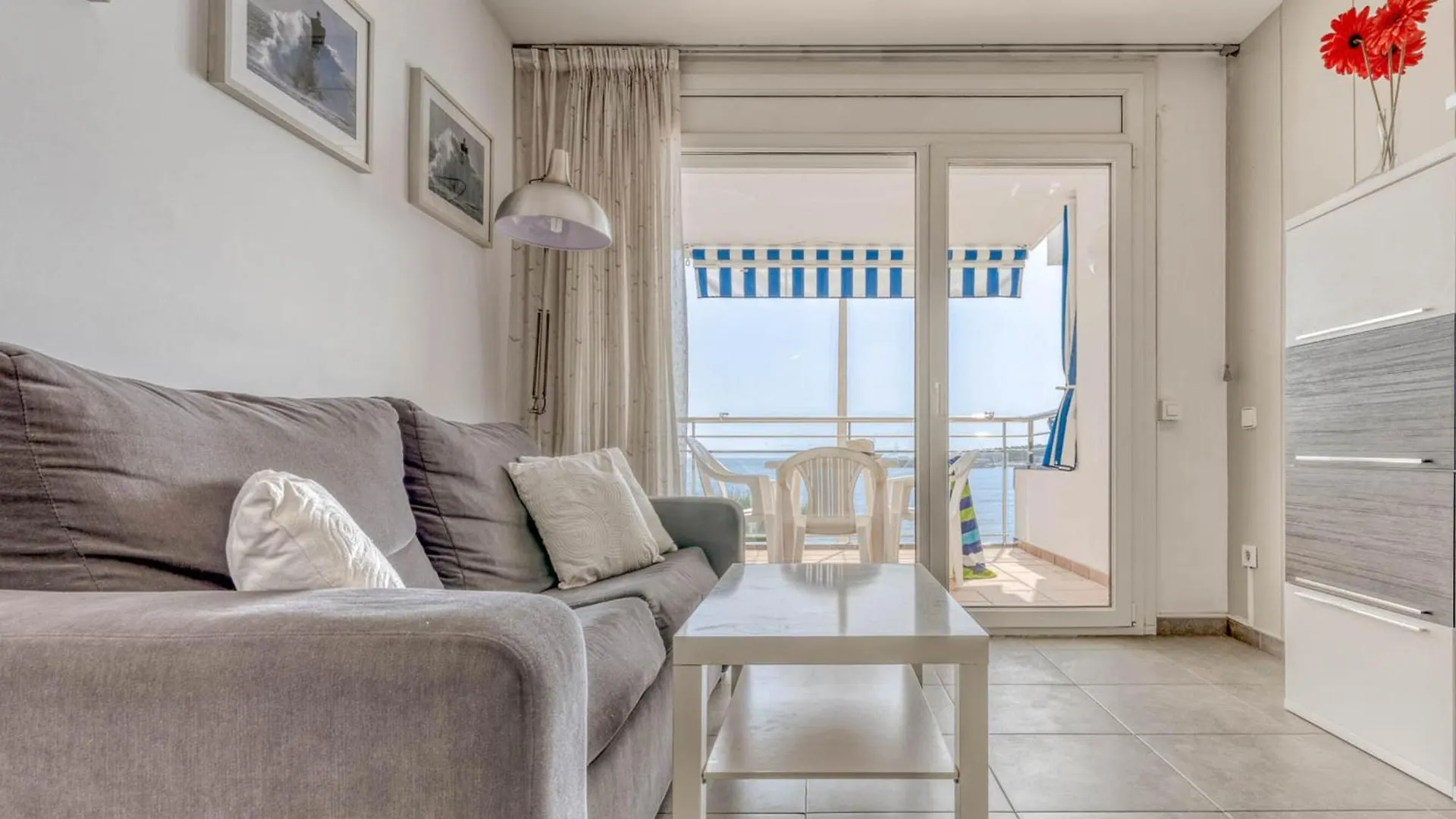 Apartment Apto. Frontmar - Wifi, Piscina, 1ª Linea De Mar, Vistas Panoramicas. - Es-89-125 Torroella De Montgri Spain